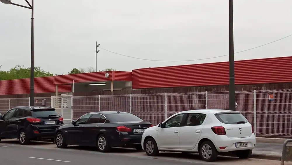 Barracones actuales del colegio Barracones actuales del colegio