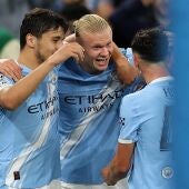 El Manchester City arranca con victoria y el Eintracht es el primer líder