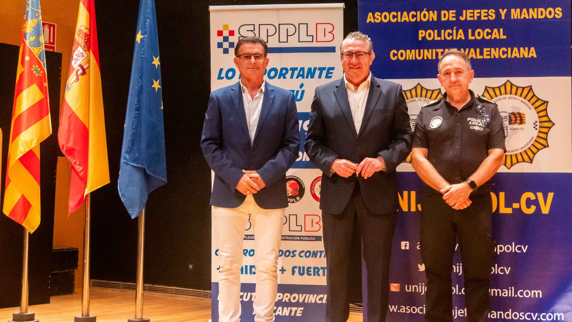 Benidorm alberga una jornada formativa para mandos de Policía Local de toda la Comunitat Benidorm alberga una jornada formativa para mandos de Policía Local de toda la Comunitat