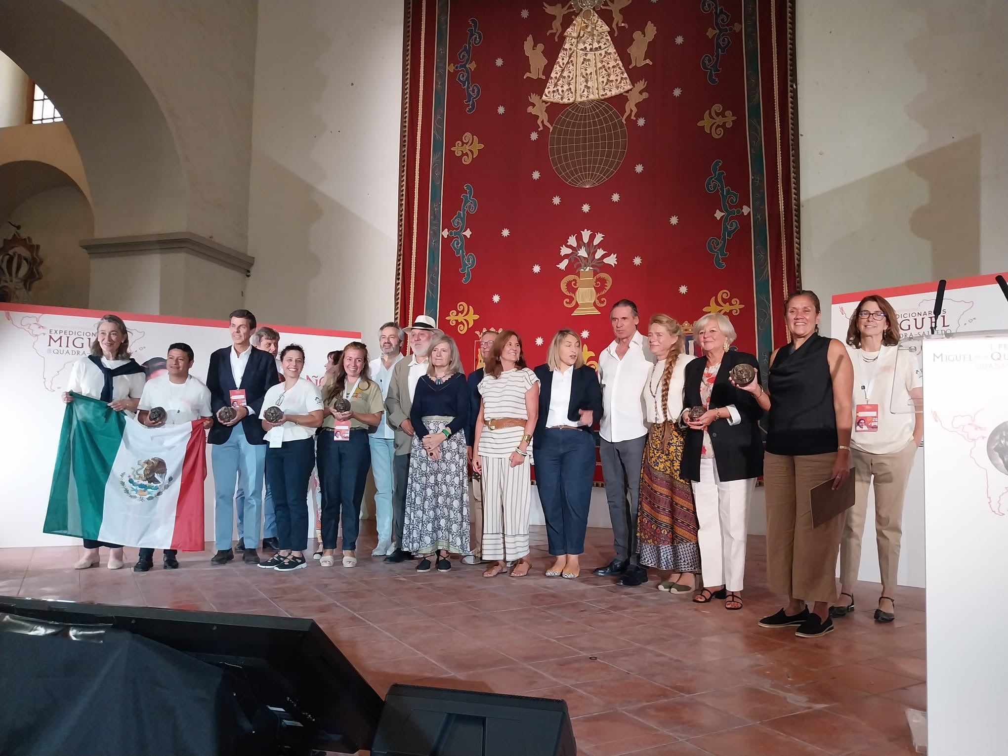 Victoria Bazaga clausura el I Congreso Internacional Expedicionarios Miguel de la Quadra-Salcedo Victoria Bazaga clausura el I Congreso Internacional Expedicionarios Miguel de la Quadra-Salcedo