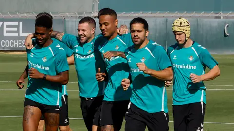 Entrenamiento del Betis en la Ciudad Deportiva Luis del Sol. Entrenamiento del Betis en la Ciudad Deportiva Luis del Sol.