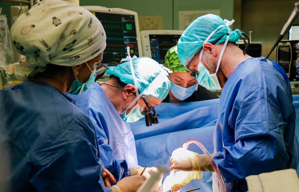 El Hospital de Sagunto realiza por primera vez un explante de corazón mediante asistolia controlada El Hospital de Sagunto realiza por primera vez un explante de corazón mediante asistolia controlada