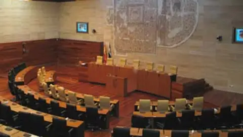 Las ayudas por los incendios forestales y el bus escolar temas centrales en el Pleno de este jueves Las ayudas por los incendios forestales y el bus escolar temas centrales en el Pleno de este jueves