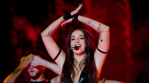 Lola &Iacute;ndigo durante su paso por el Coca Cola Music Experience 2025