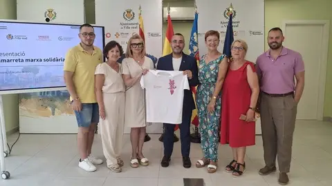 Imagen de la camiseta solidaria de la marcha contra el cáncer en Vila-real. Imagen de la camiseta solidaria de la marcha contra el cáncer en Vila-real.