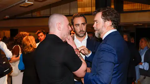 La contundente respuesta de Espinosa de los Monteros a Óscar Puente por su foto con Aldama: "Comprendo tu preocupación" La contundente respuesta de Espinosa de los Monteros a Óscar Puente por su foto con Aldama: "Comprendo tu preocupación"