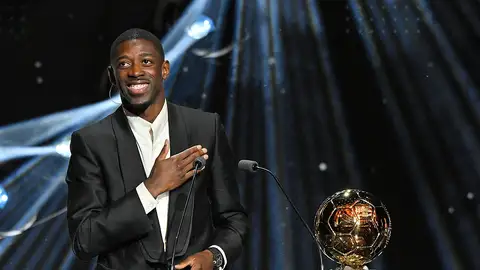 Ousmane Dembélé recibe el Balón de Oro 2025 Ousmane Dembélé recibe el Balón de Oro 2025