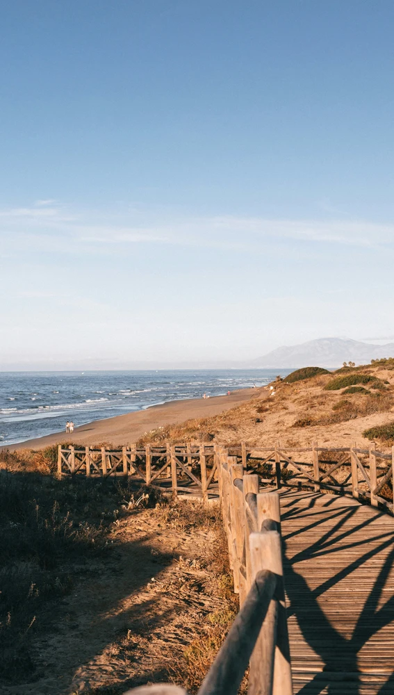 Pasarela entre dunas, Marbella Pasarela entre dunas, Marbella