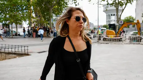 El informe de la UCO sobre los correos refleja la intervención directa de la asesora de Moncloa en las gestiones de la cátedra de Begoña Gómez