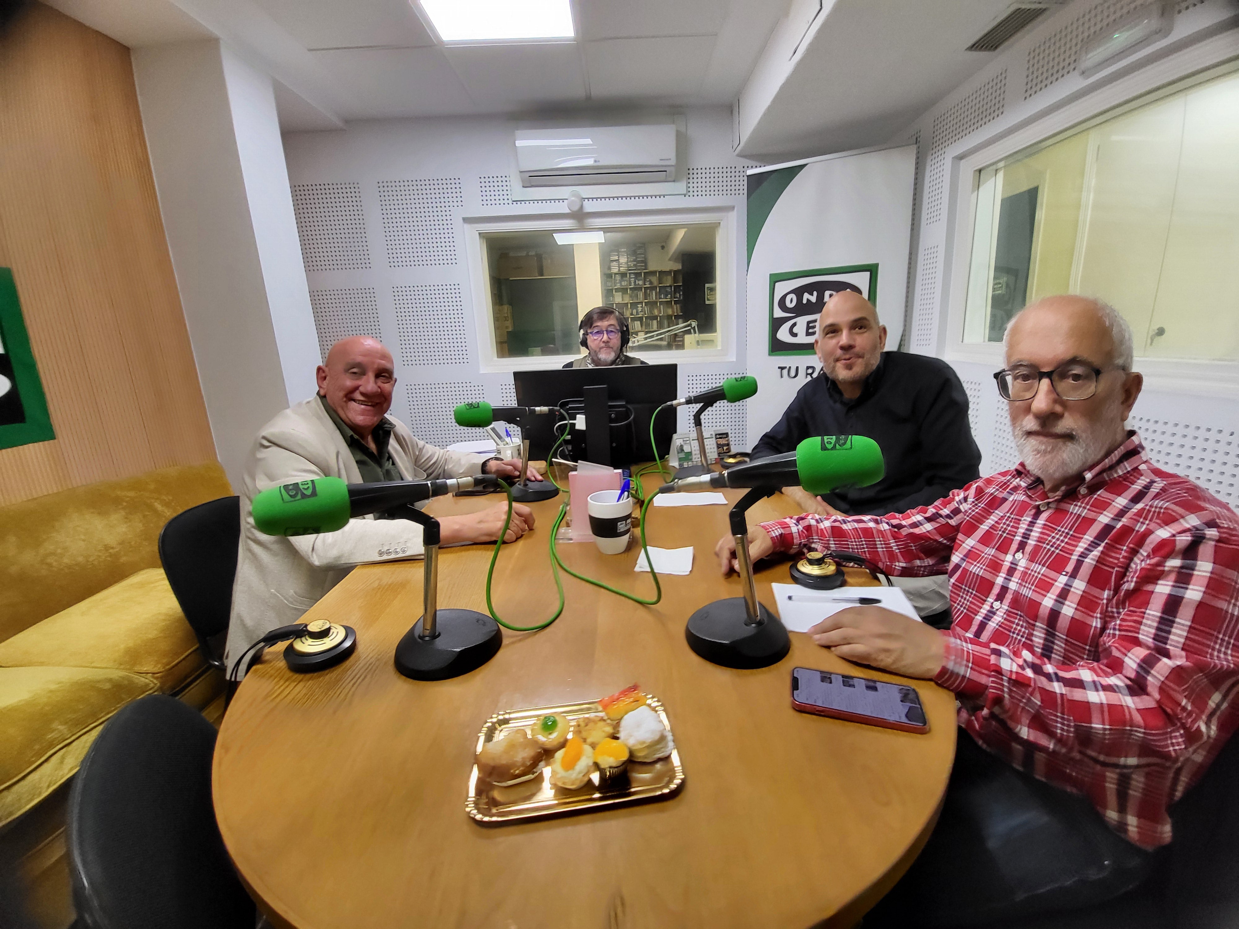 Tertulia de "Locos por Incordiar" a actualidade local e nacional Tertulia de "Locos por Incordiar" a actualidade local e nacional