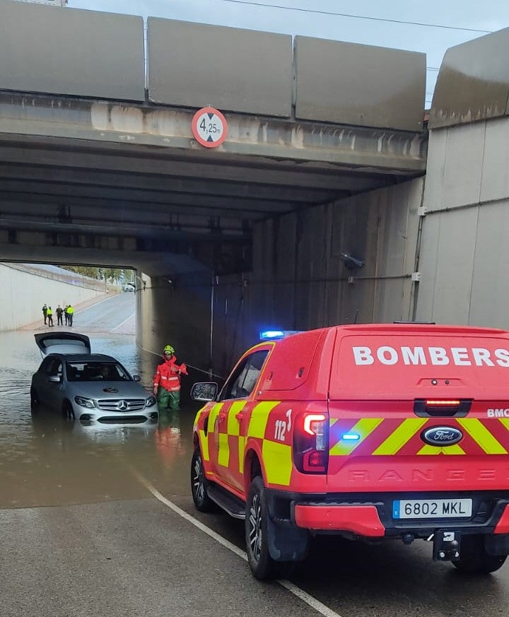 Más de veinte incidencias atendidas durante el episodio de lluvias en Castelló de la Plana Más de veinte incidencias atendidas durante el episodio de lluvias en Castelló de la Plana