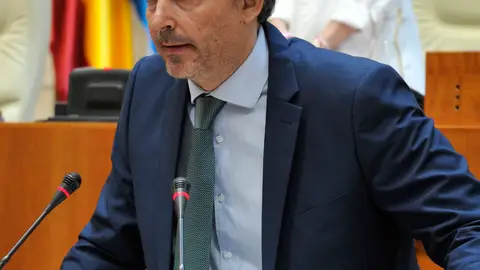 El PSOE extremeño reclama medidas para enfrentar la "fuerte caída" de la confianza empresarial en la región El PSOE extremeño reclama medidas para enfrentar la "fuerte caída" de la confianza empresarial en la región