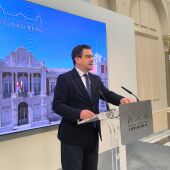 Miguel Ángel Valverde durante la rueda de prensa