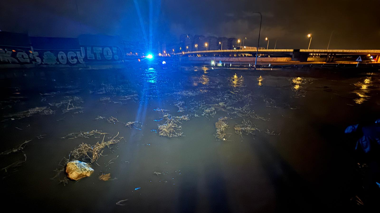 Madrugada tranquila pero pendiente del cielo en Valencia Madrugada tranquila pero pendiente del cielo en Valencia