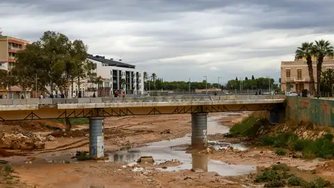 El barranco del Poyo a su paso por Paiporta El barranco del Poyo a su paso por Paiporta