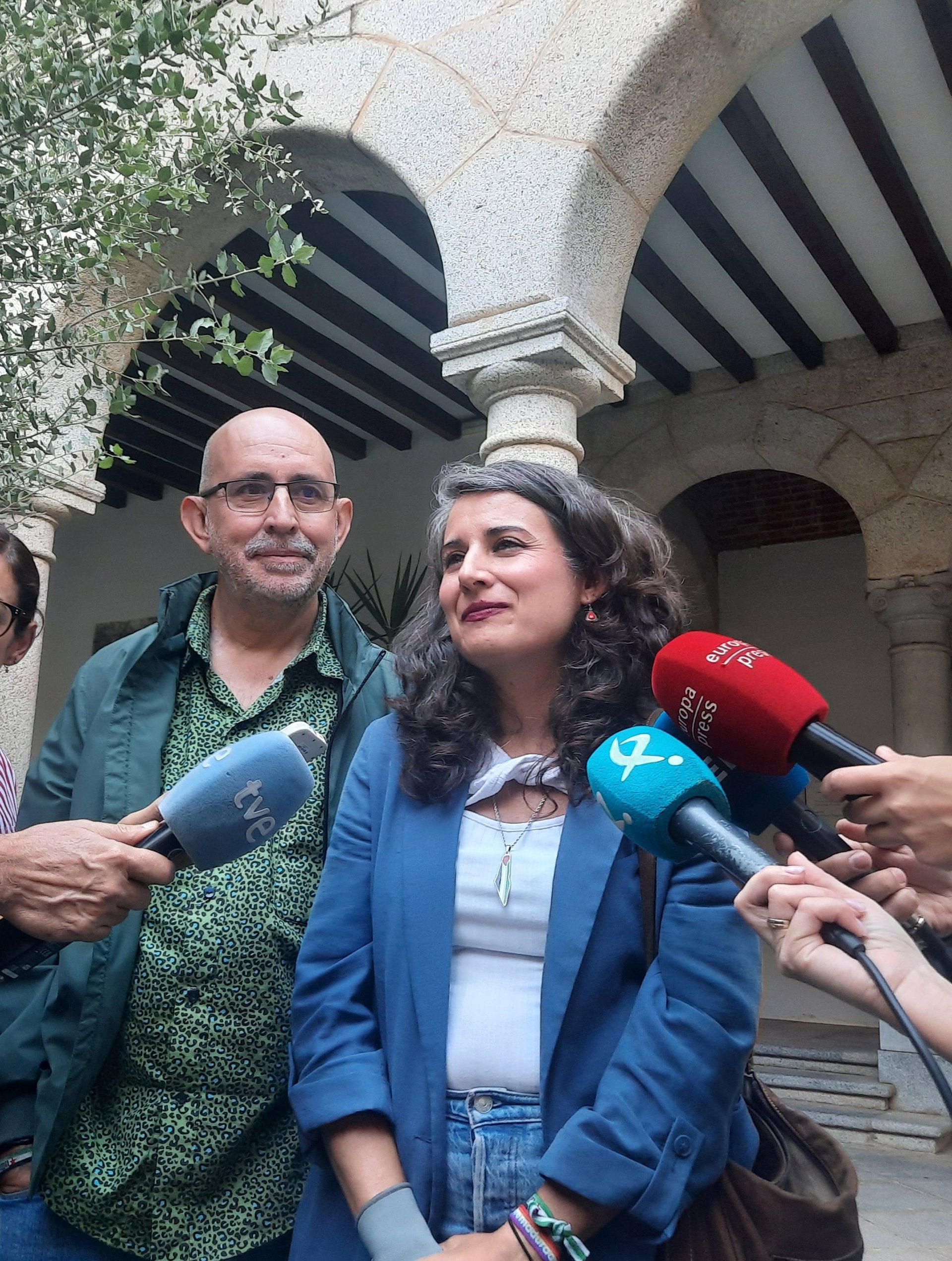 Unidas por Extremadura no ve posible un acuerdo con Guardiola para los PGEx y rechaza el "chantaje" del adelanto electoral Unidas por Extremadura no ve posible un acuerdo con Guardiola para los PGEx y rechaza el "chantaje" del adelanto electoral