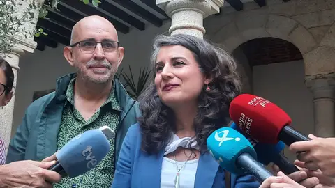 Unidas por Extremadura no ve posible un acuerdo con Guardiola para los PGEx y rechaza el "chantaje" del adelanto electoral Unidas por Extremadura no ve posible un acuerdo con Guardiola para los PGEx y rechaza el "chantaje" del adelanto electoral