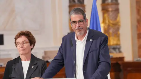 Eneko Goia durante la comparecencia en la que ha anunciado su renuncia a la alcaldía de Donostia Eneko Goia deja la alcaldía de San Sebastián