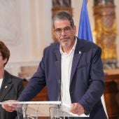 Eneko Goia durante la comparecencia en la que ha anunciado su renuncia a la alcaldía de Donostia
