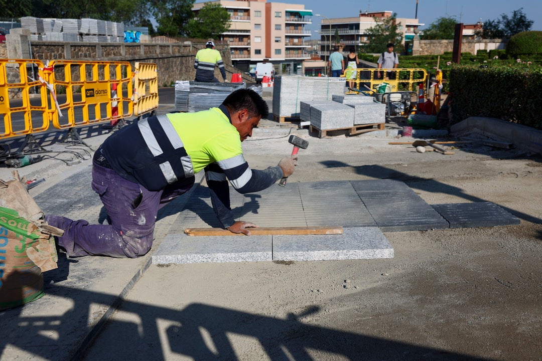 El paro baja en 4.846 personas en septiembre gracias a la construcción y los servicios y registra su menor cifra desde 2007 El paro baja en 4.846 personas en septiembre gracias a la construcción y los servicios y registra su menor cifra desde 2007