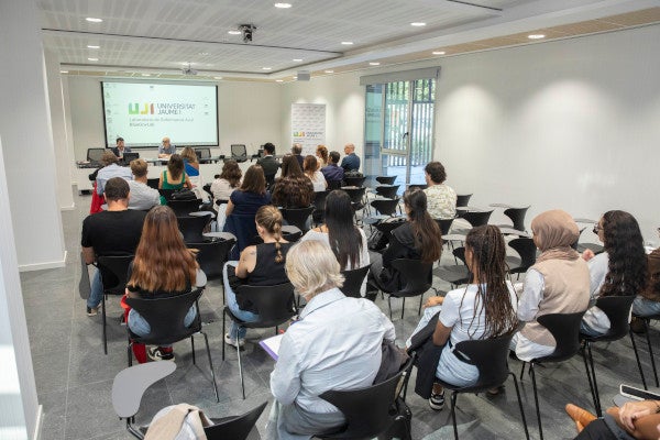 L’UJI impulsa la governança blava amb una jornada sobre els desafiaments ambientals i tecnològics marins L’UJI impulsa la governança blava amb una jornada sobre els desafiaments ambientals i tecnològics marins