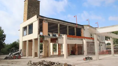Edifici del menjador del futur alberg de joventut Edifici del menjador del futur alberg de joventut
