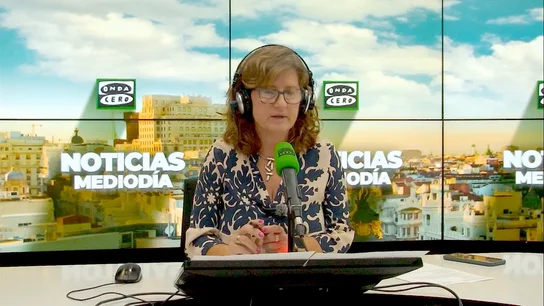 Elena Gijón: "La legislatura es cada vez más inconsistente" Elena Gijón: "La legislatura es cada vez más inconsistente"
