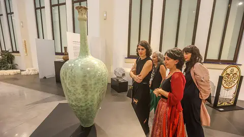 El Museo del Automóvil y la Moda plantea un viaje a la artesanía contemporánea con una nueva exposición temporal El Museo del Automóvil y la Moda plantea un viaje a la artesanía contemporánea con una nueva exposición temporal