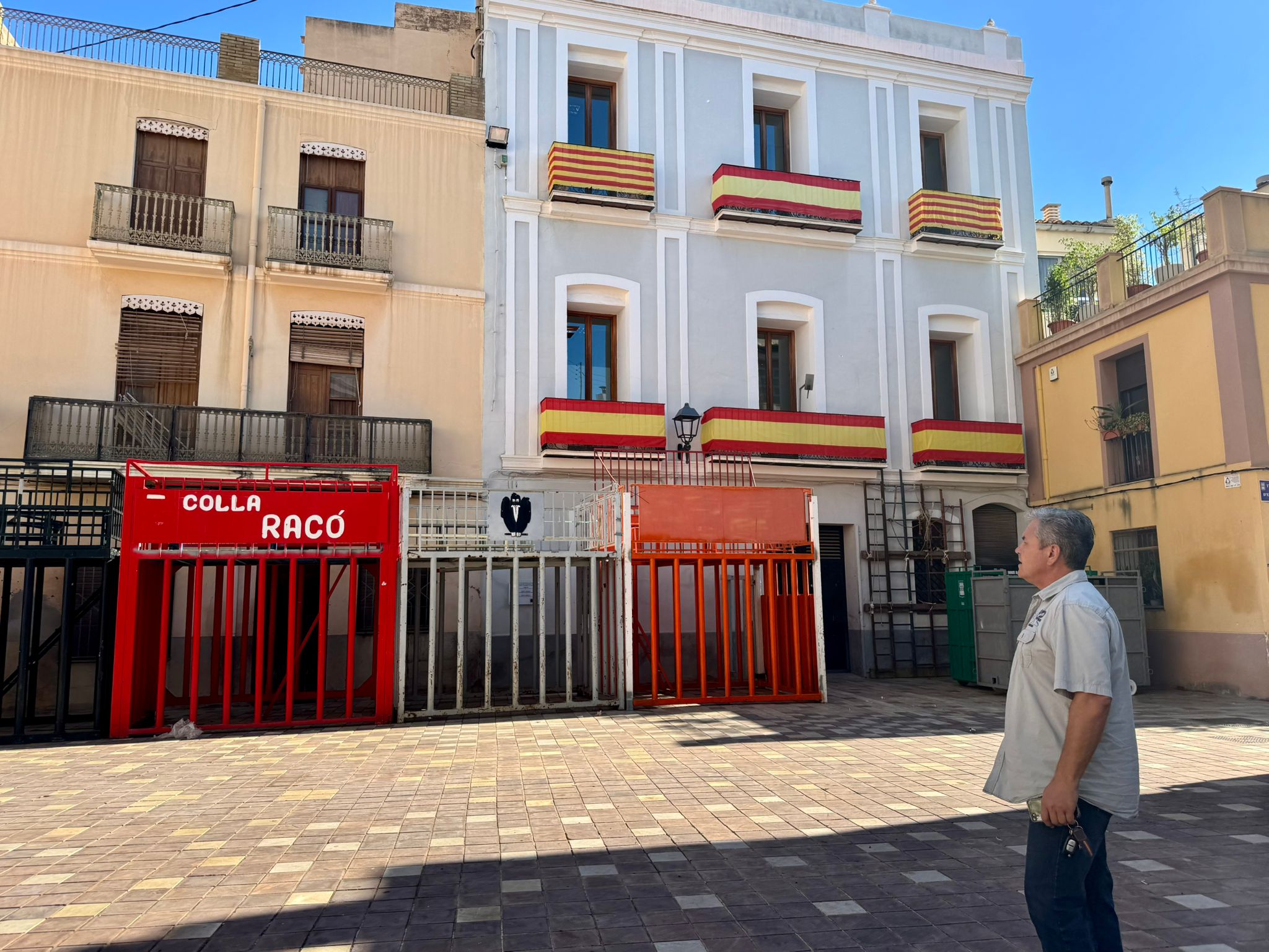 El 'Esclat de la Festa' este viernes 3 de octubre dará inicio a las fiestas del Roser de Almassora El 'Esclat de la Festa' este viernes 3 de octubre dará inicio a las fiestas del Roser de Almassora