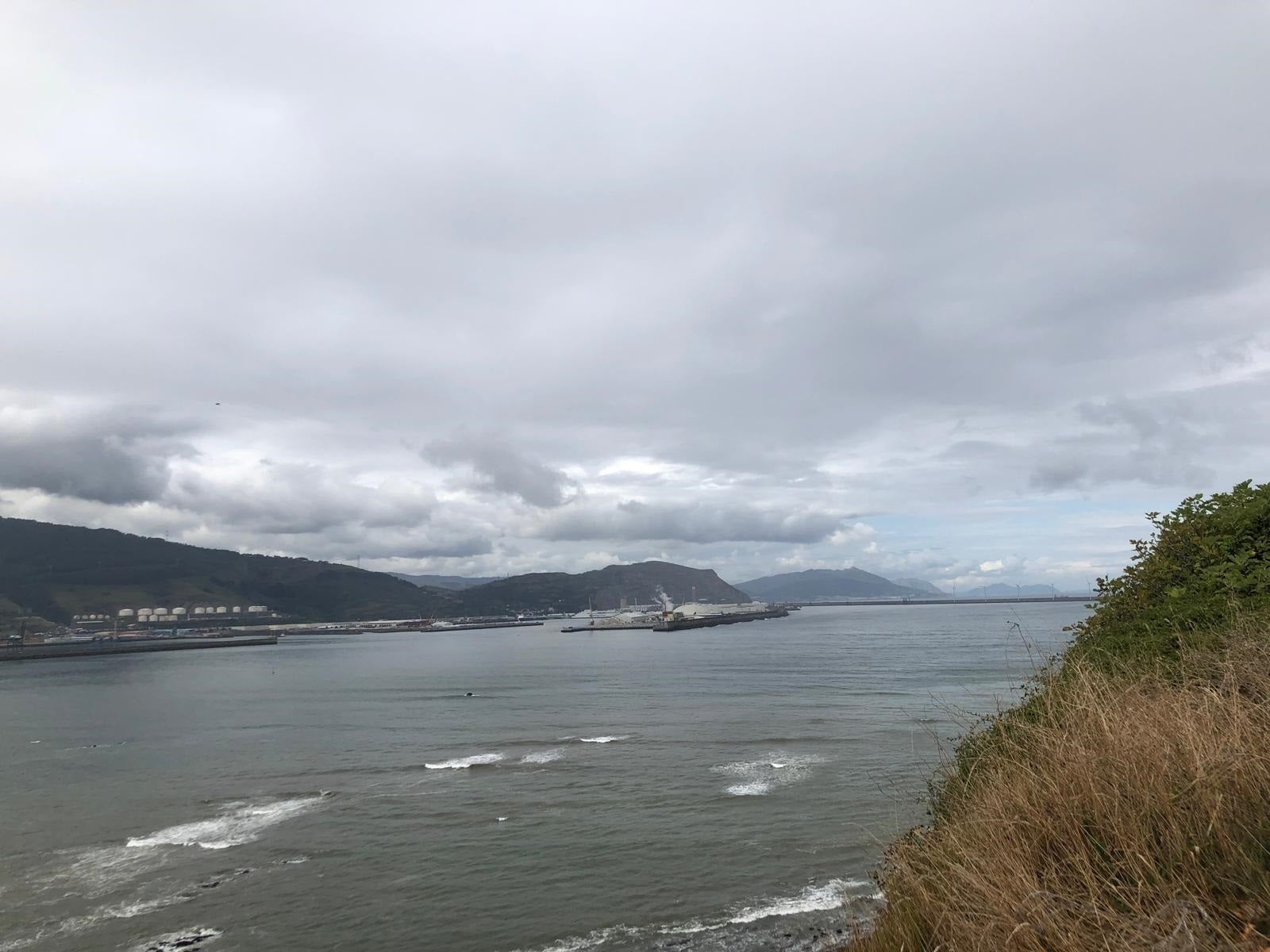 La AEMET alerta de una bajada de temperaturas: adiós al calor en estas zonas La AEMET alerta de una bajada de temperaturas: adiós al calor en estas zonas