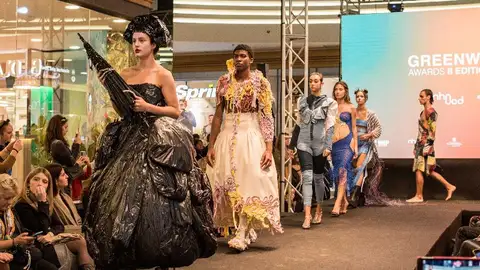 El Centro Comercial Zenia Boulevard acoge este viernes los Greenwalk Awards con un desfile que combina moda y sostenibilidad El Centro Comercial Zenia Boulevard acoge este viernes los Greenwalk Awards con un desfile que combina moda y sostenibilidad