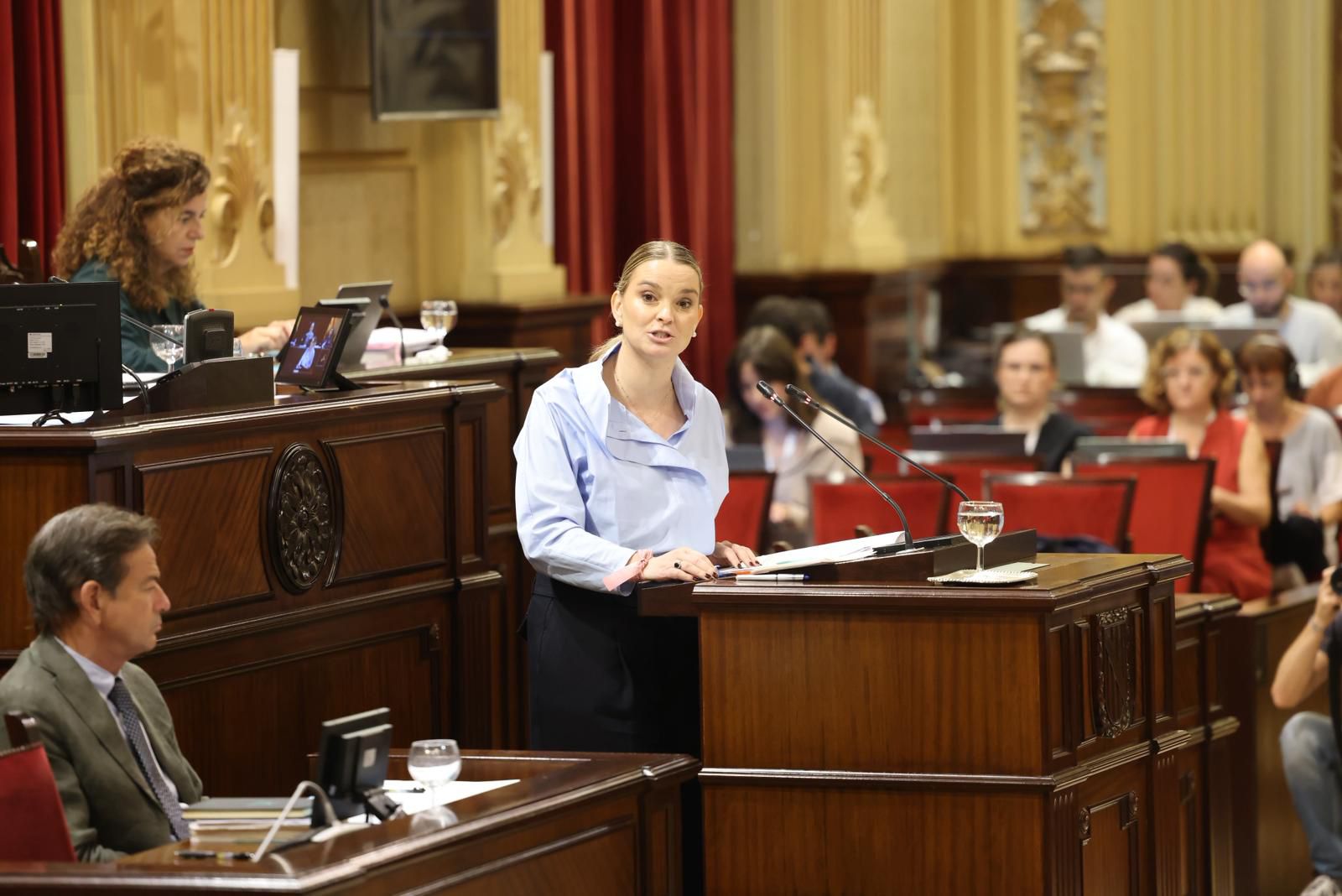 Baleares acusa al Gobierno central de deslealtad por no avisar de la ministra Elma Saiz Baleares acusa al Gobierno central de deslealtad por no avisar de la ministra Elma Saiz
