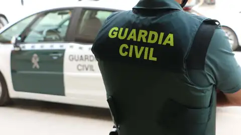 Agente de la Guardia Civil Agente de la Guardia Civil