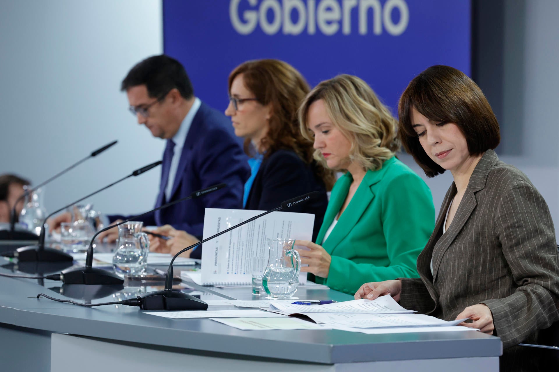 El "uso y abuso" de la rueda de prensa del Consejo de Ministros para hacer oposición: "Antes se disimulaba" El "uso y abuso" de la rueda de prensa del Consejo de Ministros para hacer oposición: "Antes se disimulaba"