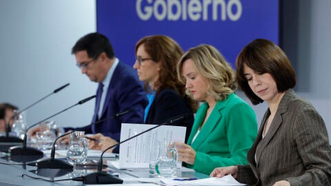 El "uso y abuso" de la rueda de prensa del Consejo de Ministros para hacer oposici&oacute;n: "Antes se disimulaba"