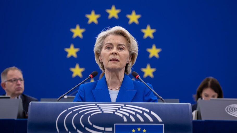 La presidenta de la Comisi&oacute;n Europea, Ursula von der Leyen, interviene en el Parlamento Europeo en Estrasburgo