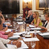 Instantes de la celebración de la mesa en el Palacio Provincial