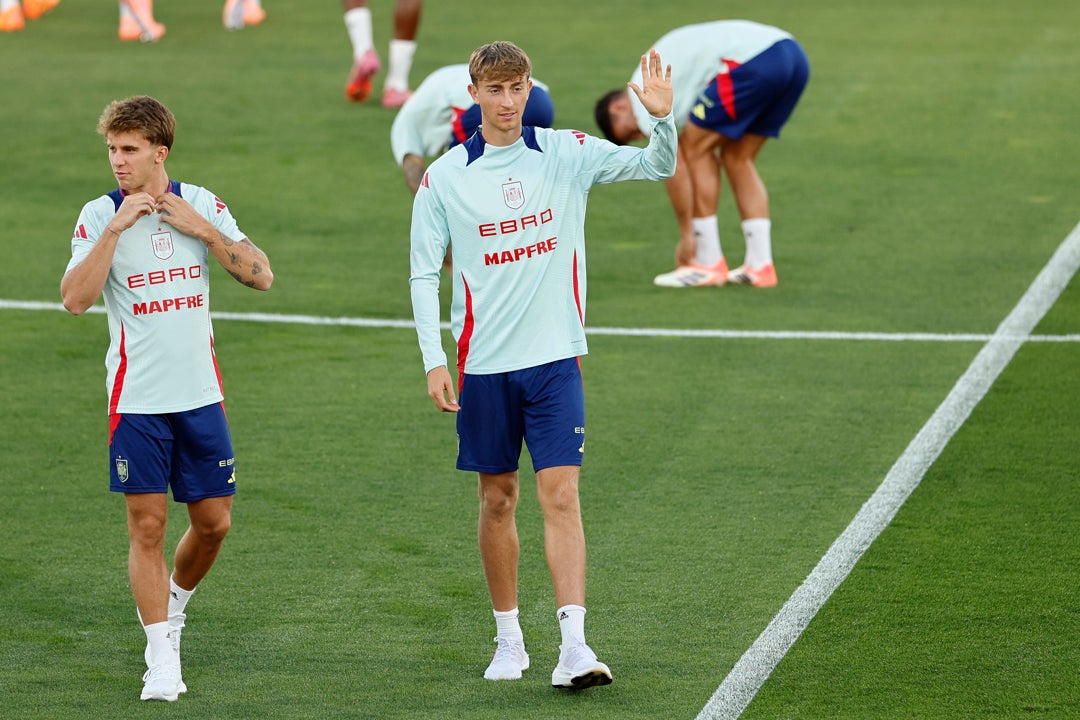 Huijsen causa baja por lesión: le sustituye Laporte Huijsen causa baja por lesión: le sustituye Laporte