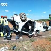 Bomberos de Valdepeñas excarcelan a una víctima de accidente en la carretera de Cózar