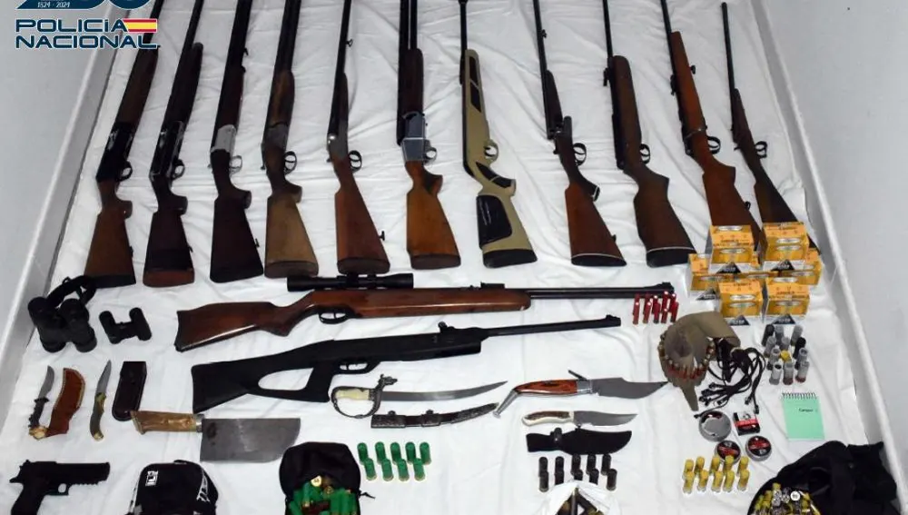 Armas incautadas en la operación policial Armas incautadas en la operación policial