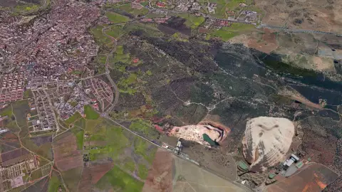 La empresa Minera registra documentación requerida por Junta y pide la concesión de explotación de Valdeflores La empresa Minera registra documentación requerida por Junta y pide la concesión de explotación de Valdeflores