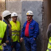 Varios obreros en las inmediaciones dónde se ha derrumbado un edificio en obras, en la zona de Ópera, a 7 de octubre de 2025, en Madrid (España). Varios obreros en las inmediaciones dónde se ha derrumbado un edificio en obras, en la zona de Ópera, a 7 de octubre de 2025, en Madrid (España).