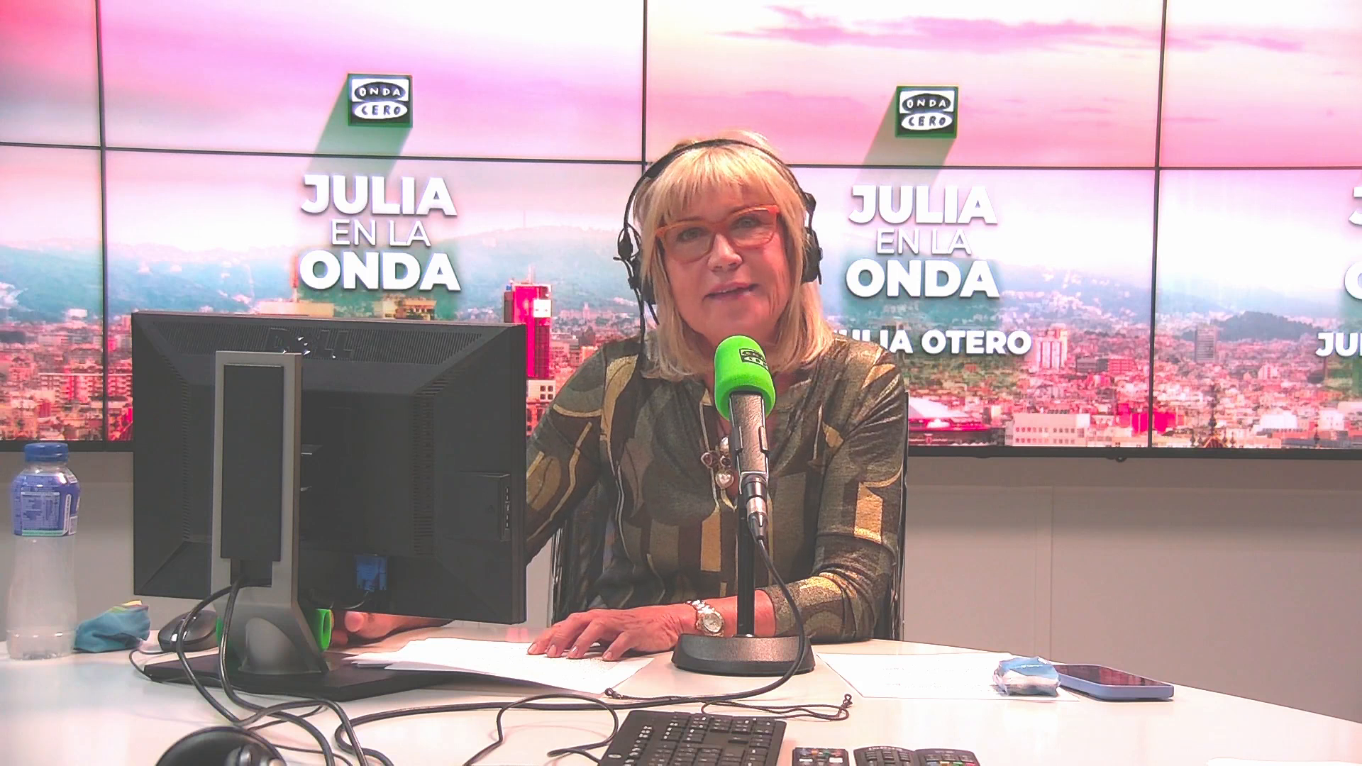 El recado de Julia Otero a los defraudadores: "Ojalá tengan una salud de hierro y no haya que invertir un euro público en ellos" El recado de Julia Otero a los defraudadores: "Ojalá tengan una salud de hierro y no haya que invertir un euro público en ellos"