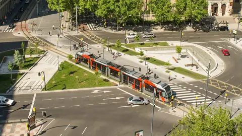 Seguimiento del 21% en el primer día de huelga del tranvía Imagen de archivo de un tranvía