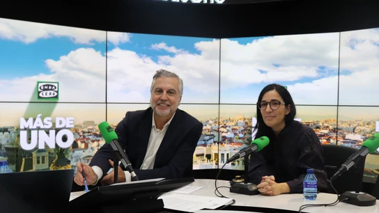 Alauda Ruiz con Carlos Alsina. Alauda Ruiz con Carlos Alsina.