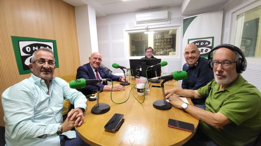 Tertulianos de Locos por Incordiar en Onda Cero Ourense