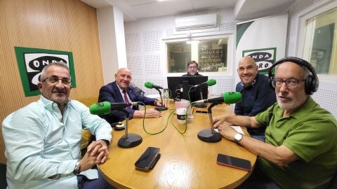 Tertulianos de Locos por Incordiar en Onda Cero Ourense