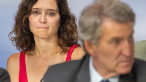El CIS de Tezanos lanza al PSOE 15 puntos por encima del PP, que se desploma en el último barómetro