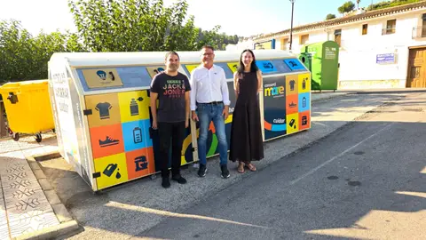 Nueva isla ecológica del Consorci Mare en Bolulla Nueva isla ecológica del Consorci Mare en Bolulla