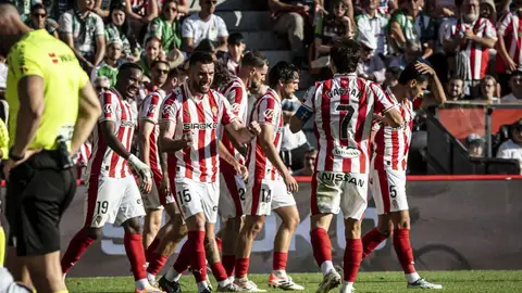 El Sporting celebra el segundo gol El Sporting celebra el segundo gol